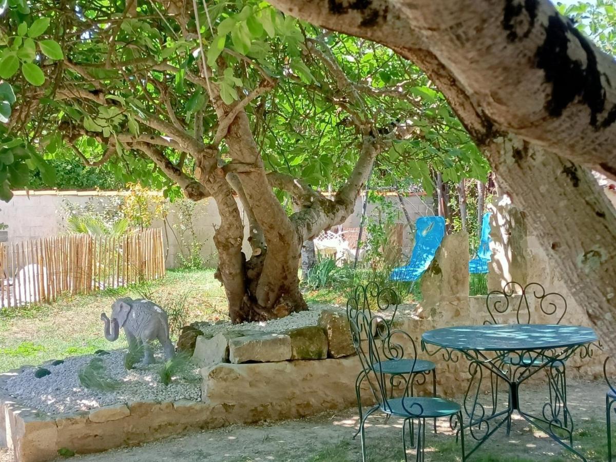 Gite 3 Etoiles Avec Spa, 2 Chambres Le Logis De Pearl Salles-sur-Mer Екстериор снимка